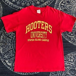 Vintage Hooters University Tee 1995
